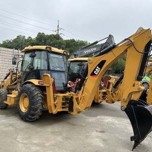 Tractopelle CAT 420