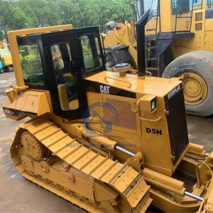 CAT D5