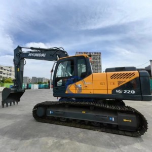 Hyundai 220 Hydraulic Crawler Excavator for Sale